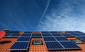 solar panels on the roof of a home in tucson, AZ